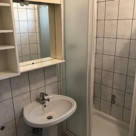 Apartment With Private Parking Baska Voda
