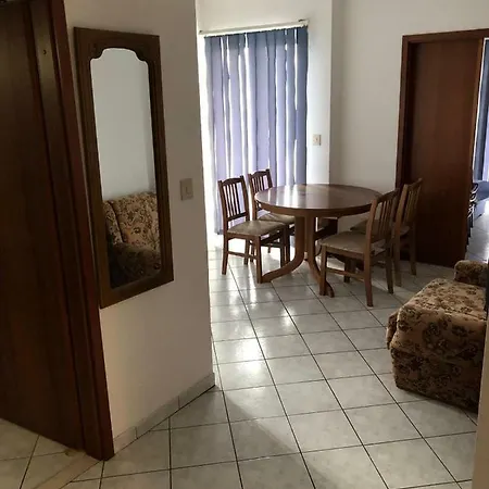 Apartament With Private Parking *
